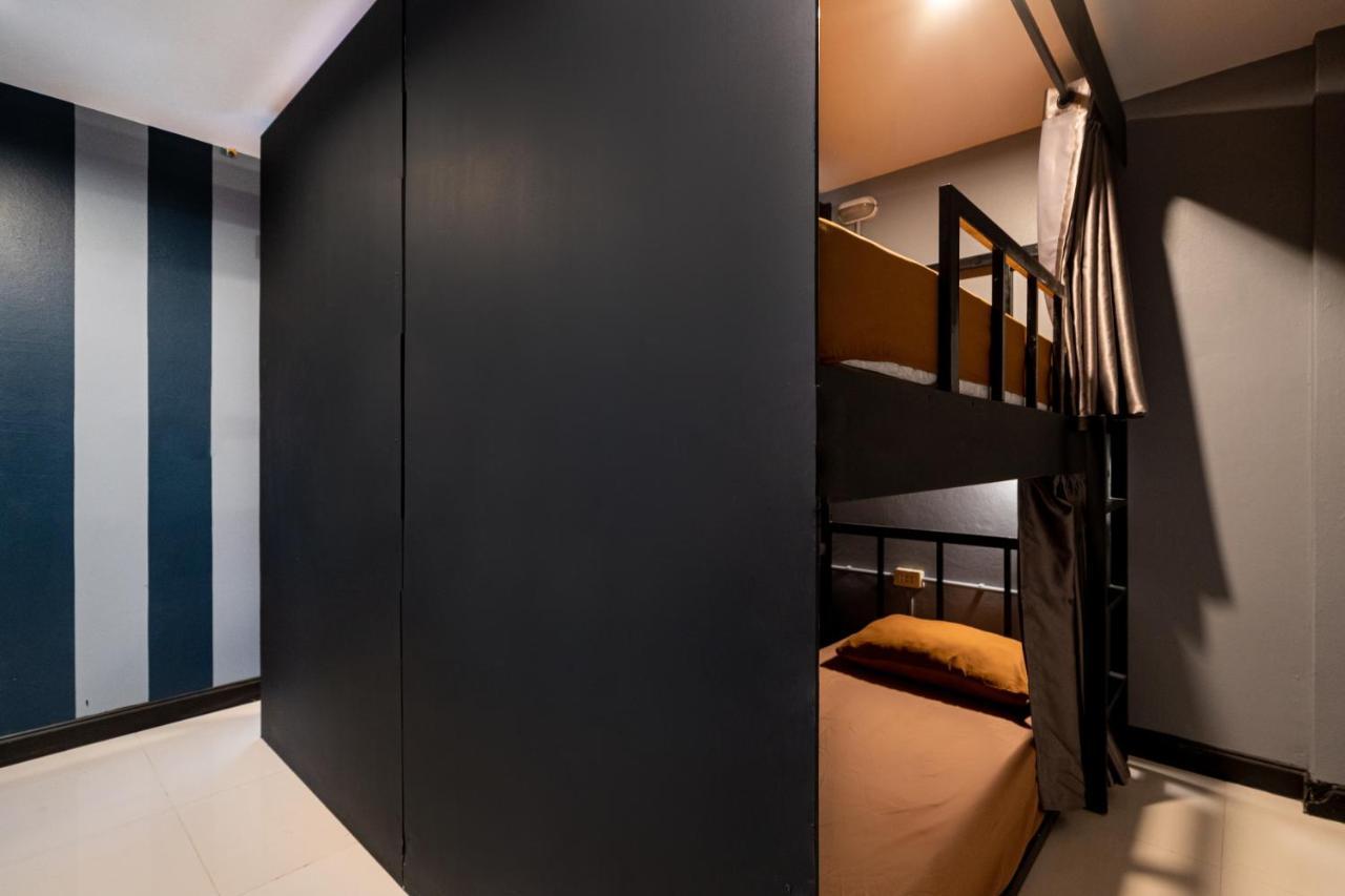 Black Pantera Hostel Patong Buitenkant foto